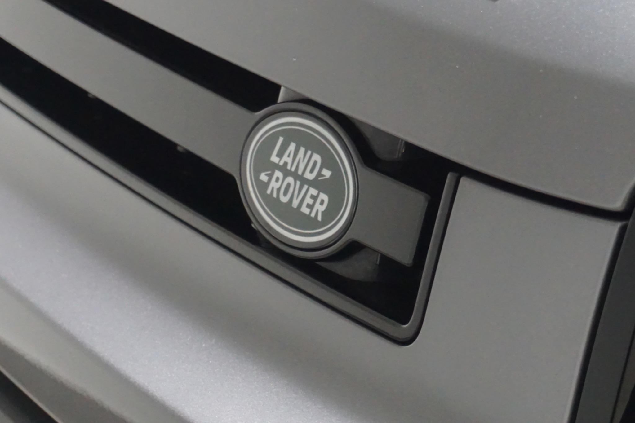 Land Rover Defender 110 3.0 D250 MHEV Hard Top SUV Auto 4WD MWB Euro 6 (s/s) 5dr